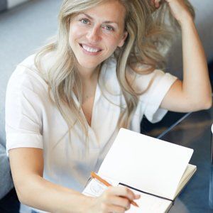 Meet your Posher, Leeza